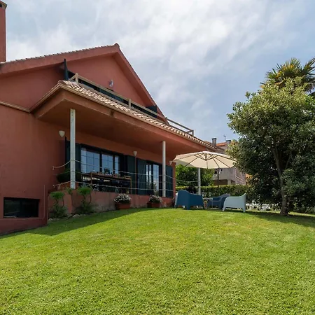 Espectacular Casa Playa Saians Holiday home